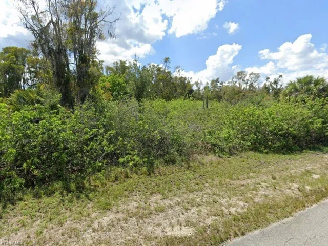 720 Kehosha Ave, Lehigh Acres, Florida 33974