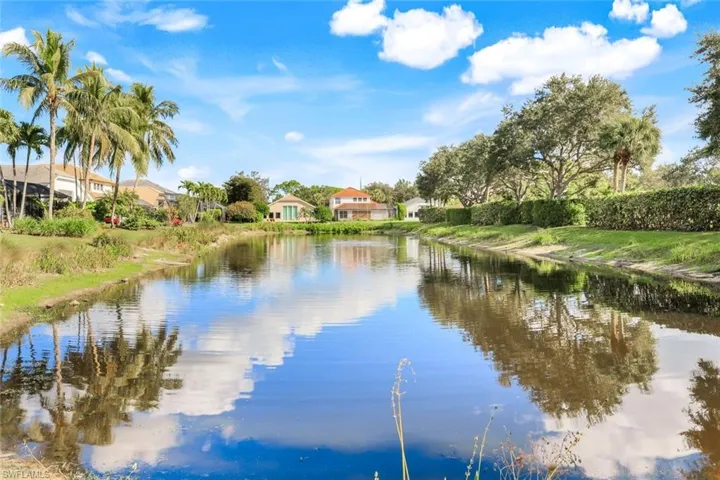 Your tranquil long lake view for your daily enjoyment