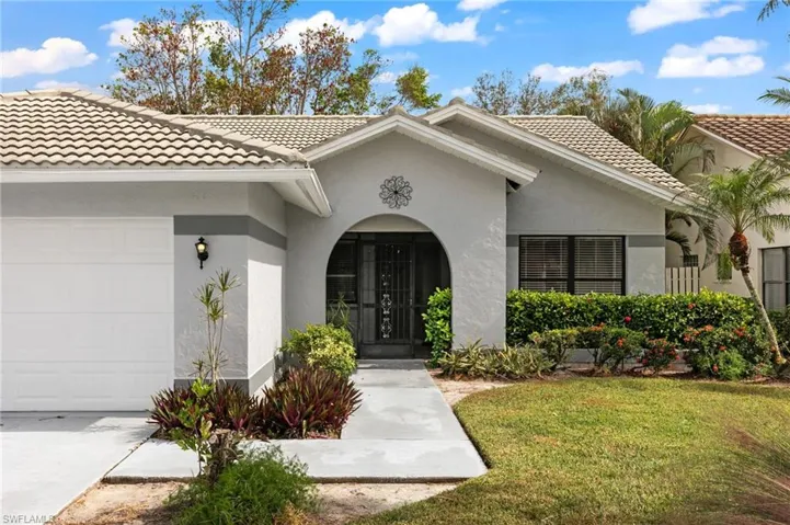 801  Kings  WAY, Naples, FL 34104