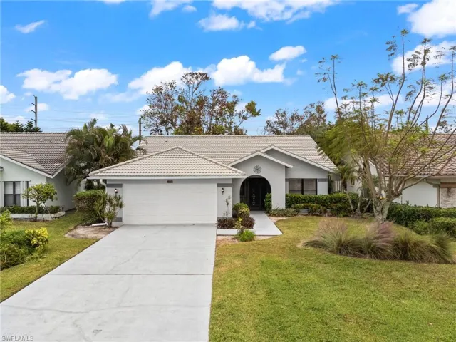 801  Kings  WAY, Naples, FL 34104