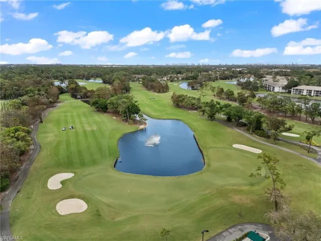 Beautiful Golf Course with Lakes