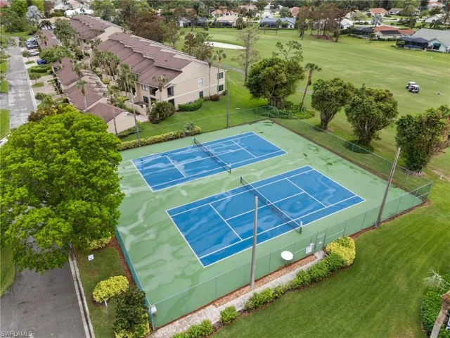 801  Kings  WAY, Naples, FL 34104