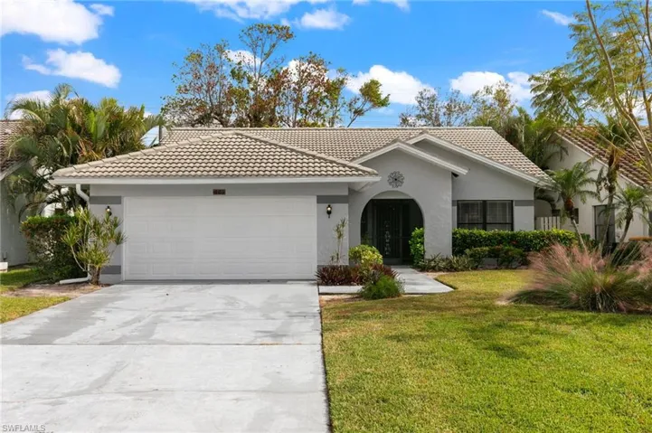 801  Kings  WAY, Naples, FL 34104