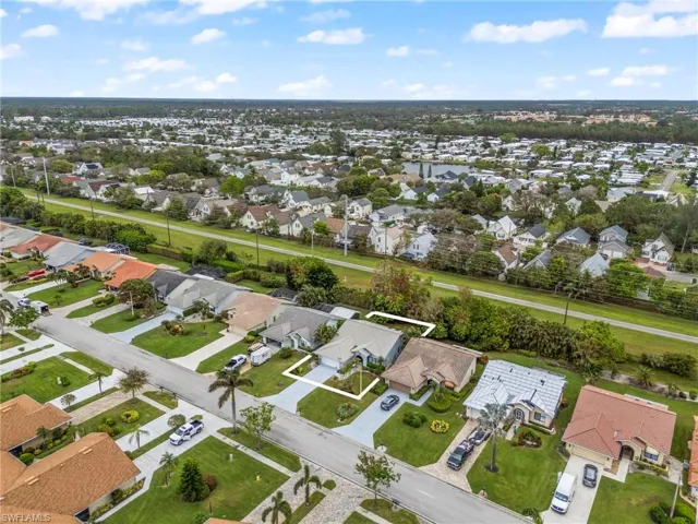 801  Kings  WAY, Naples, FL 34104