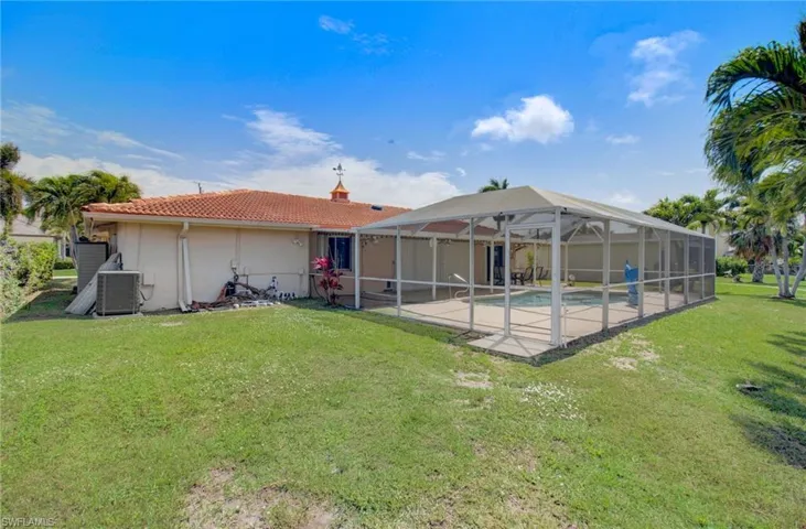 5614 Deauville CT, CAPE CORAL FL 33904