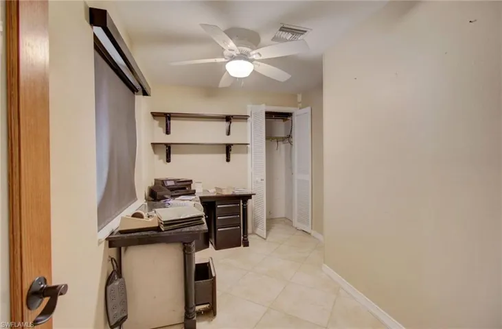 5614 Deauville CT, CAPE CORAL FL 33904