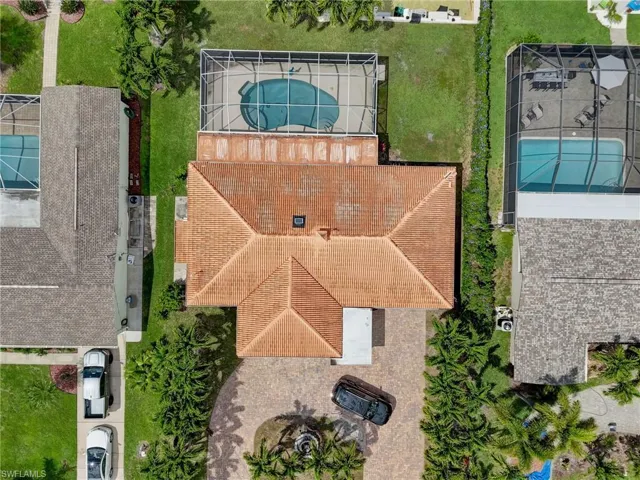 5614 Deauville CT, CAPE CORAL FL 33904