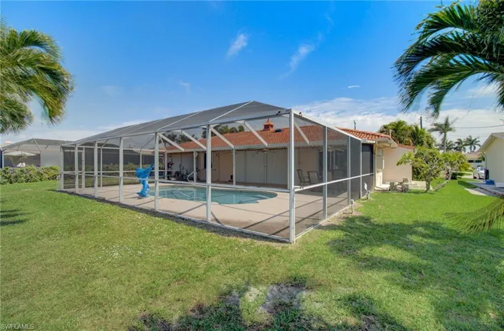 5614 Deauville CT, CAPE CORAL FL 33904