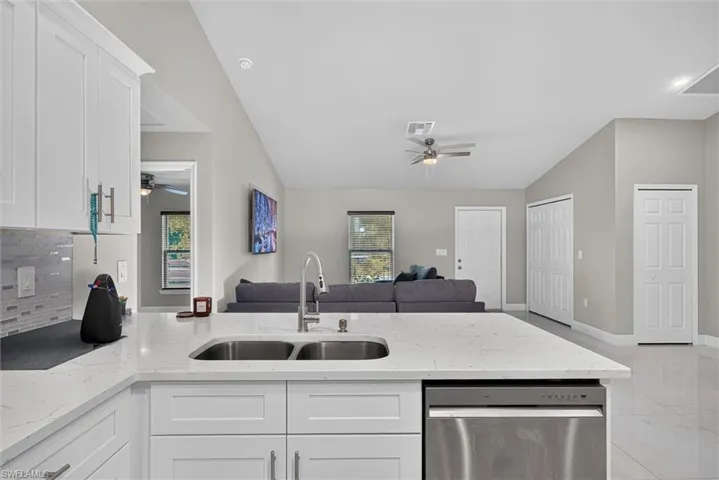 2701 Darlene Pl, Lehigh Acres, Florida 33971