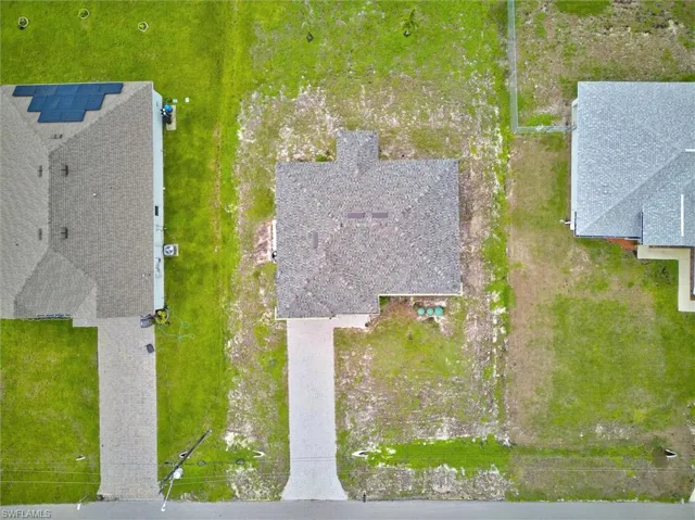 2701 Darlene Pl, Lehigh Acres, Florida 33971