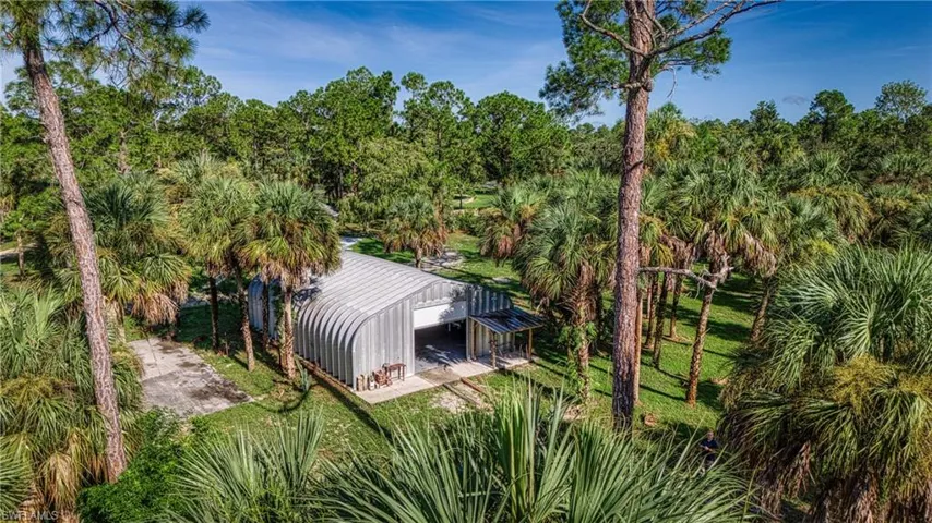 620  18th SE ST, Naples, FL 34117