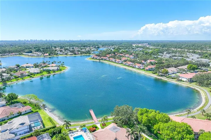 605  Squire  CIR, Naples, FL 34104