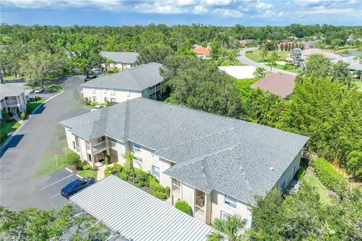 605  Squire  CIR, Naples, FL 34104