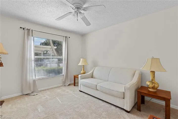 605  Squire  CIR, Naples, FL 34104