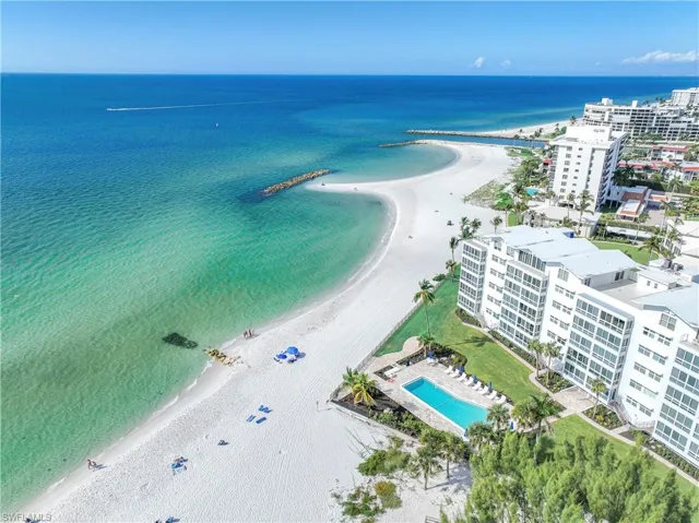 2100 Gulf Shore Blvd N 212, Naples, Florida 34102