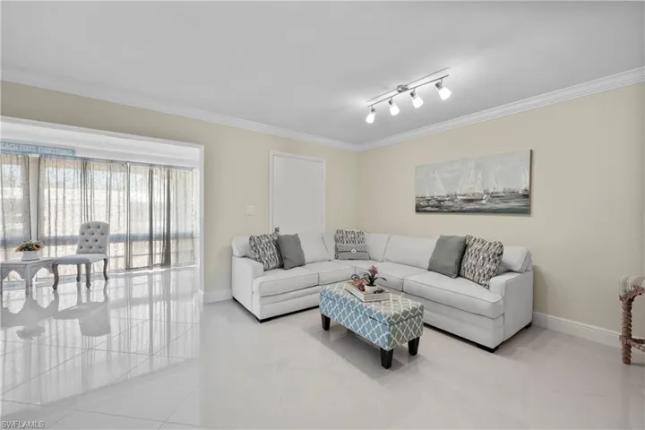 2100 Gulf Shore Blvd N 212, Naples, Florida 34102