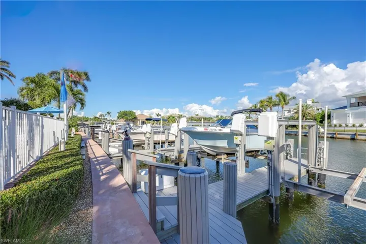 2100 Gulf Shore Blvd N 212, Naples, Florida 34102