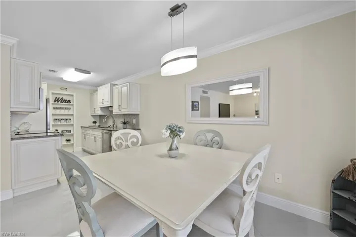 2100 Gulf Shore Blvd N 212, Naples, Florida 34102