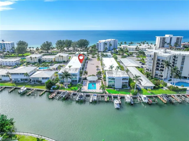 2100 Gulf Shore Blvd N 212, Naples, Florida 34102