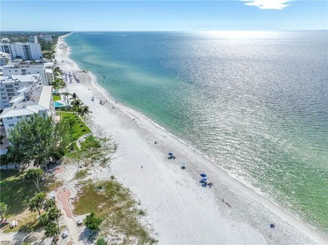 2100 Gulf Shore Blvd N 212, Naples, Florida 34102