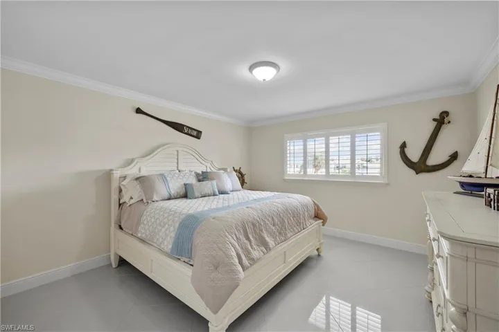 2100 Gulf Shore Blvd N 212, Naples, Florida 34102