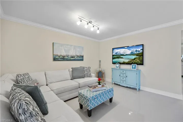 2100 Gulf Shore Blvd N 212, Naples, Florida 34102