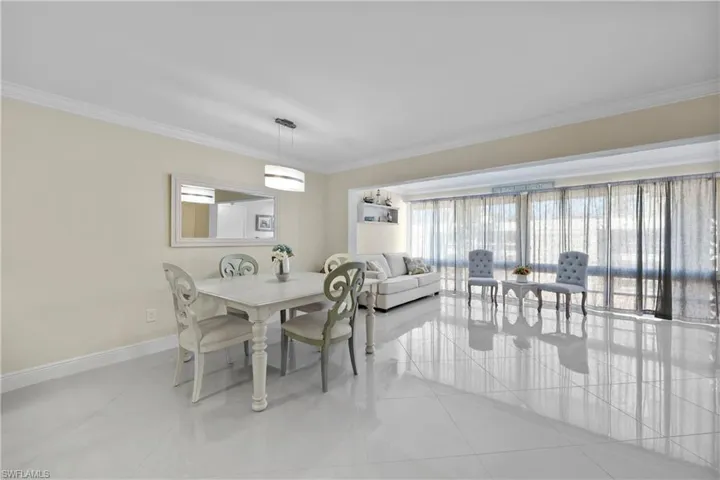 2100 Gulf Shore Blvd N 212, Naples, Florida 34102