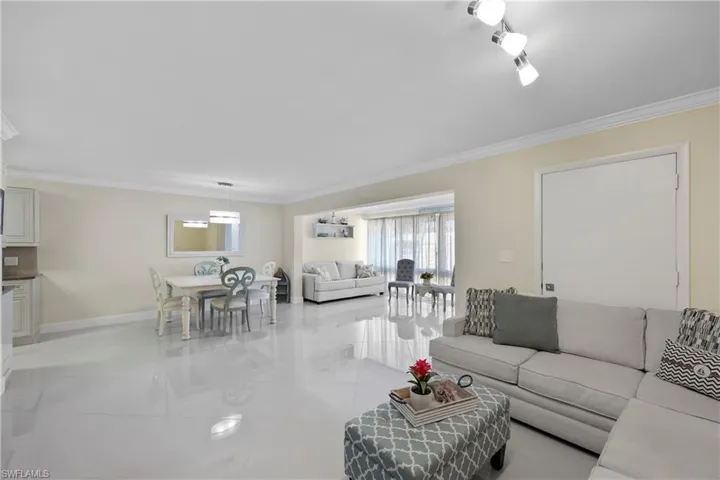2100 Gulf Shore Blvd N 212, Naples, Florida 34102