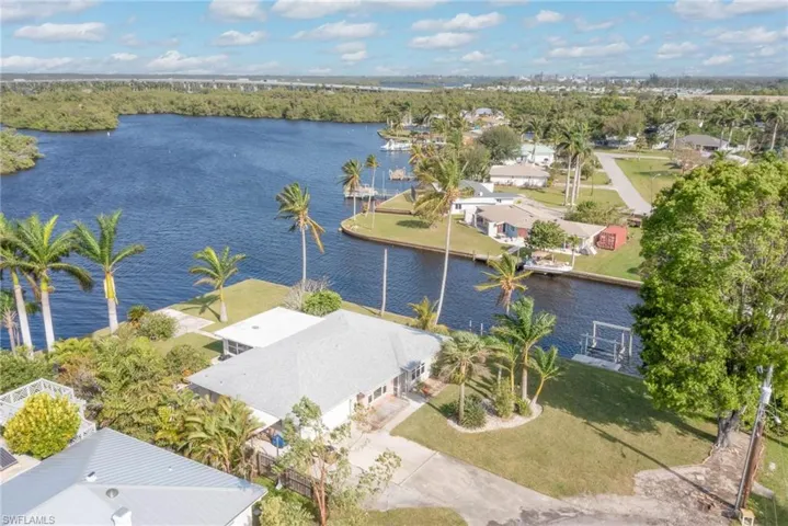 337 Shore Dr, Fort Myers Fl 33905