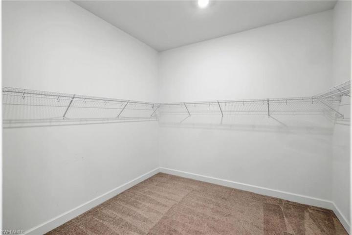 8868 Scarlotti PL, NAPLES FL 34119