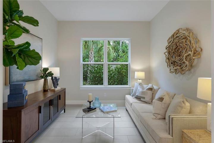 8868 Scarlotti PL, NAPLES FL 34119