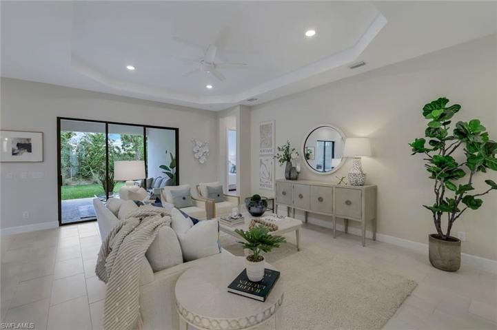 8868 Scarlotti PL, NAPLES FL 34119
