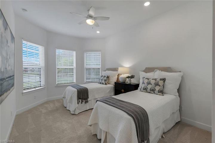 8868 Scarlotti PL, NAPLES FL 34119