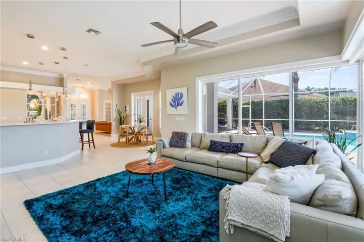 11723 Longshore Way E, Naples, Florida 34119