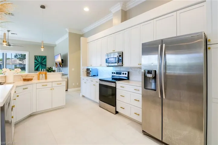 11723 Longshore Way E, Naples, Florida 34119