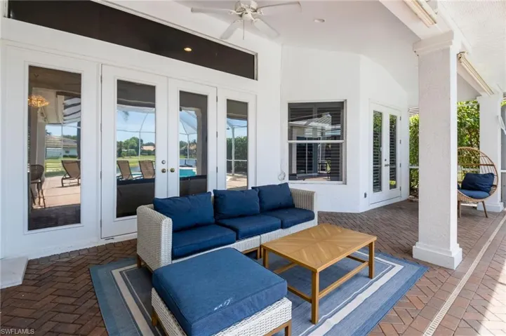11723 Longshore Way E, Naples, Florida 34119