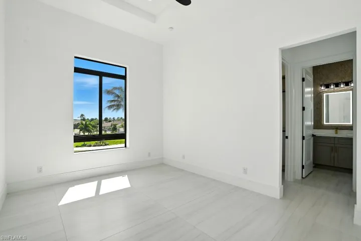 11853  Princess Grace  CT, Cape Coral, FL 33991