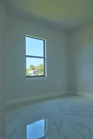 Guest bedroom 1