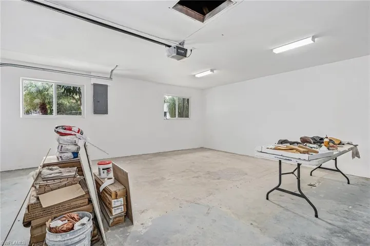 Garage Has Windows