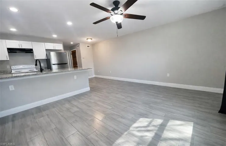 917  Freemont  ST, Fort Myers, FL 33916