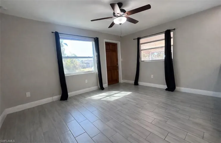 917  Freemont  ST, Fort Myers, FL 33916
