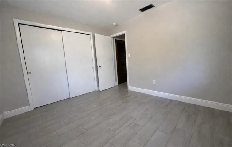 917  Freemont  ST, Fort Myers, FL 33916