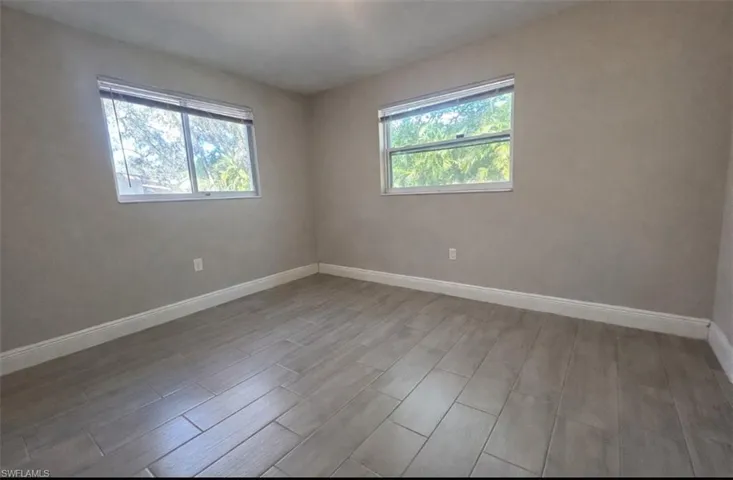917  Freemont  ST, Fort Myers, FL 33916