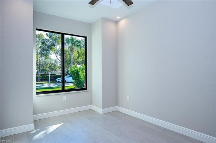 Downstairs guest bedroom #1