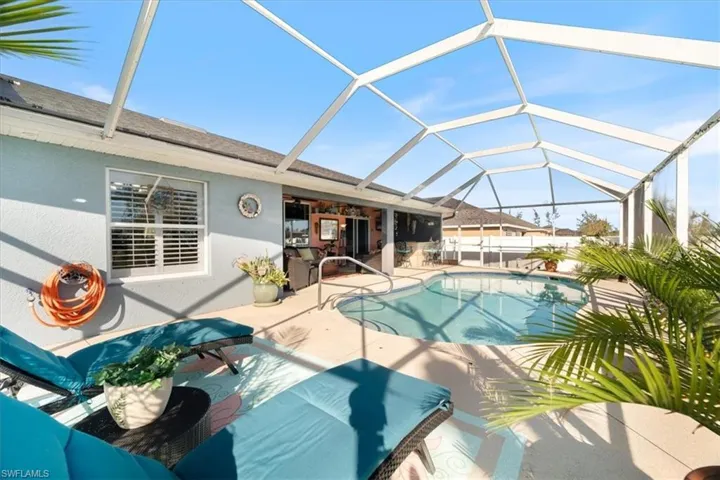 2713 SW 4th  PL, Cape Coral, FL 33914