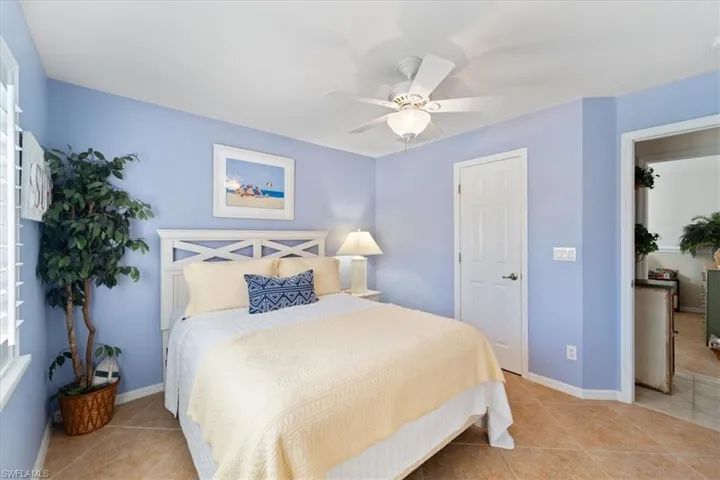2713 SW 4th  PL, Cape Coral, FL 33914
