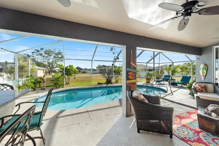 2713 SW 4th  PL, Cape Coral, FL 33914