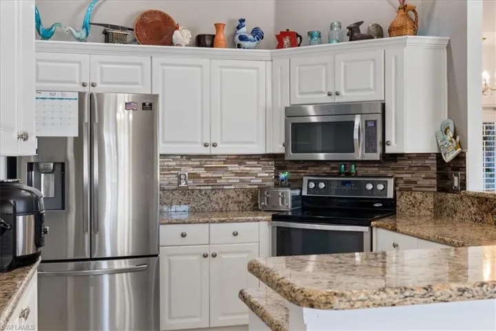 2713 SW 4th  PL, Cape Coral, FL 33914