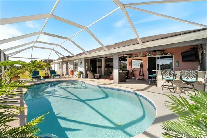 2713 SW 4th  PL, Cape Coral, FL 33914