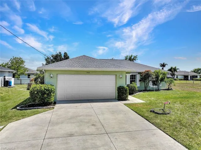 206  Wilmington  PKWY, Cape Coral, FL 33993